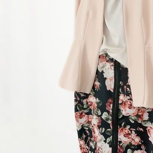 Rose print stretchy pencil skirt